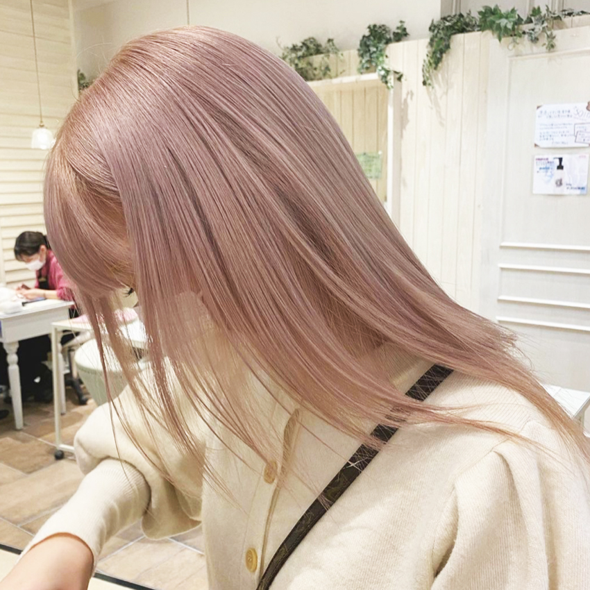 ペールピンク