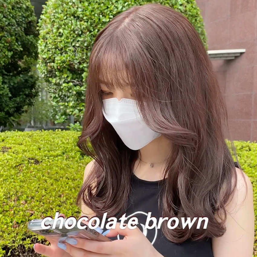 チョコレートブラウン