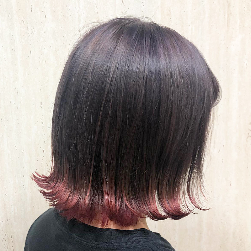 暗髪 ピンク裾カラー