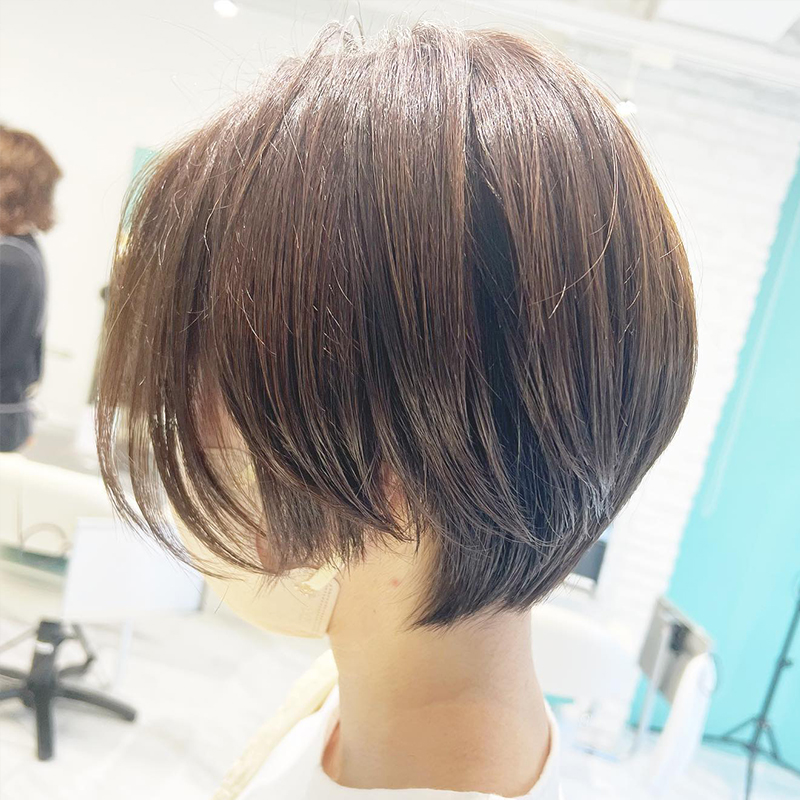抜け感×清潔感のショート 大人女子