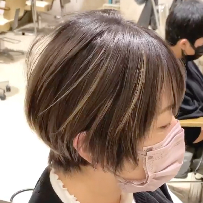 抜け感×清潔感のショート