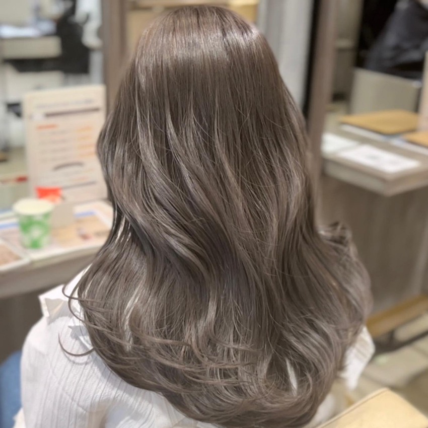 グレージュ