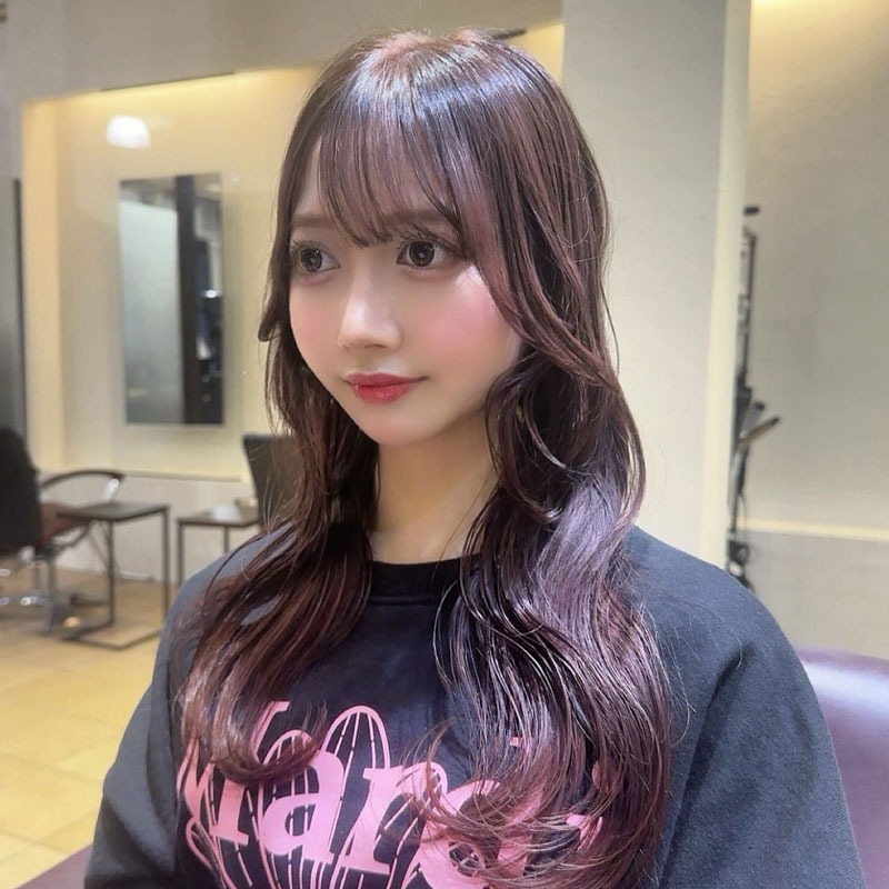 ピンク