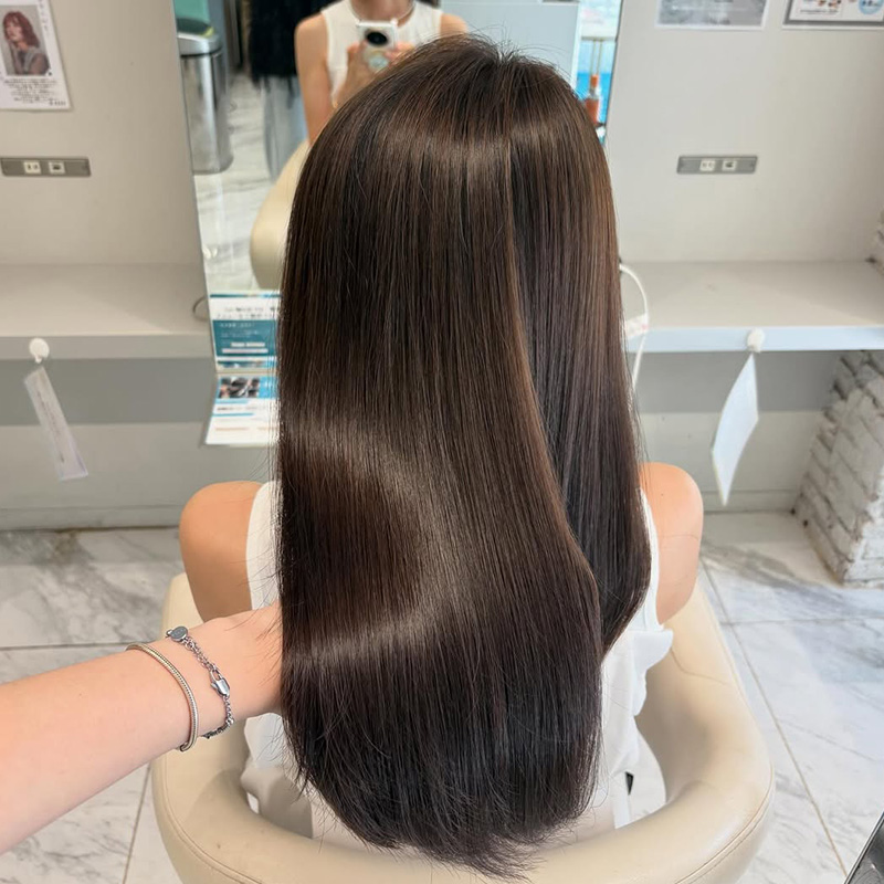 チョコブラウン