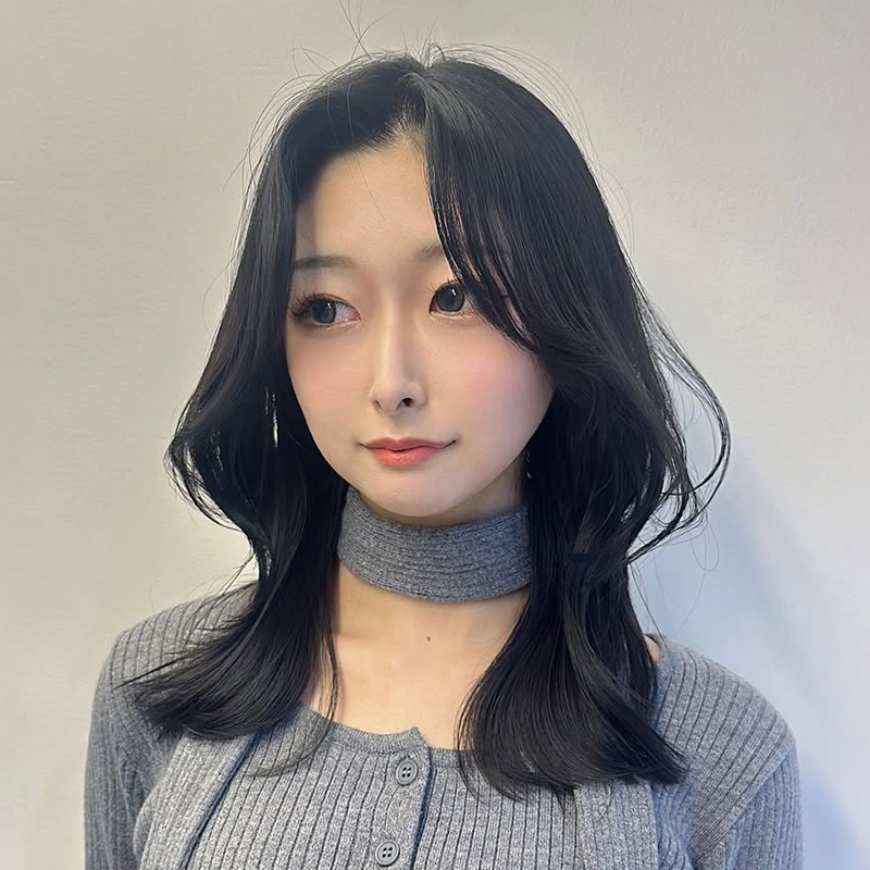 アッシュブラック