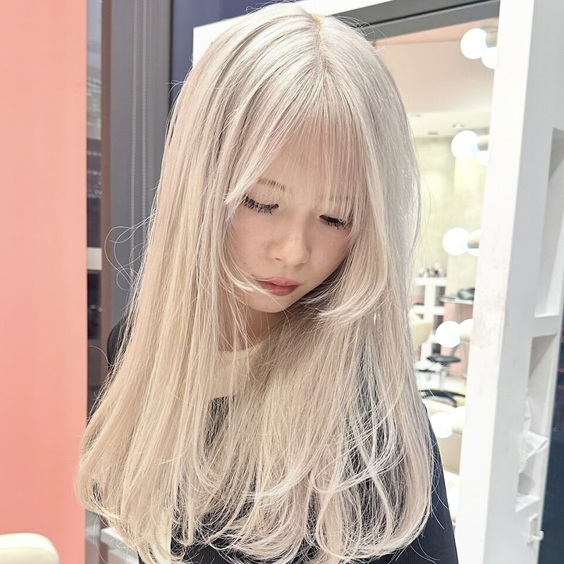 ホワイトベージュ