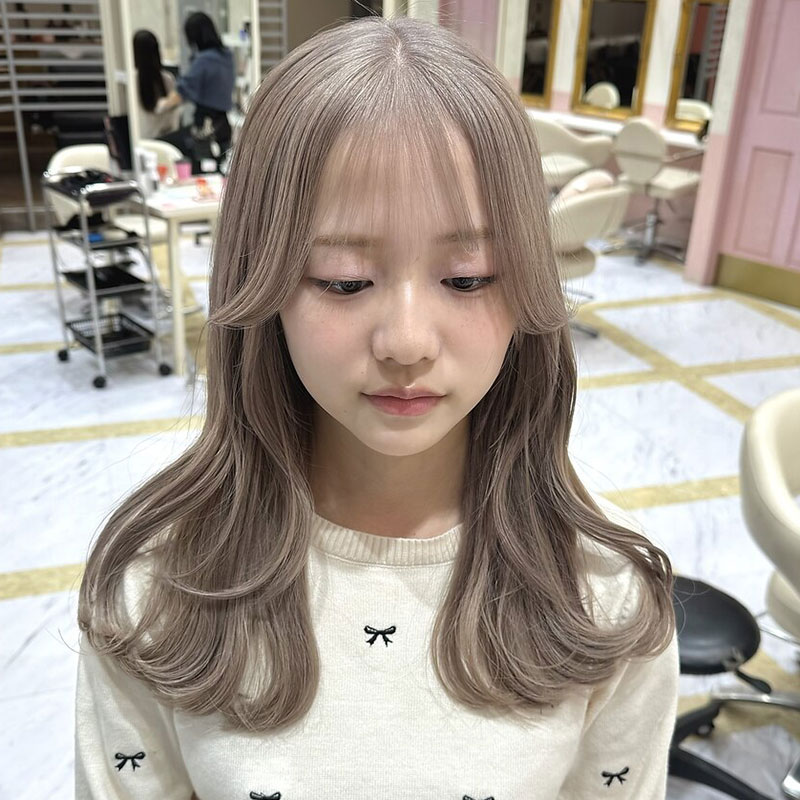 ミルクティーベージュ