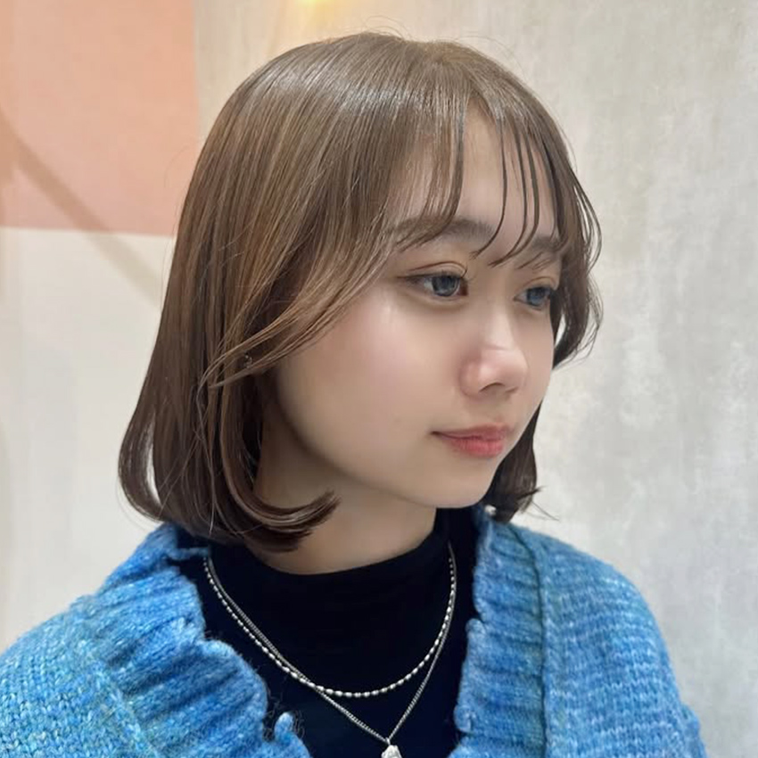 ダスティベージュ