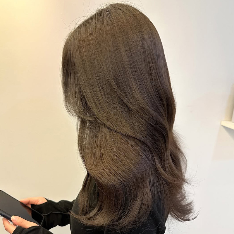 ナチュラルベージュ