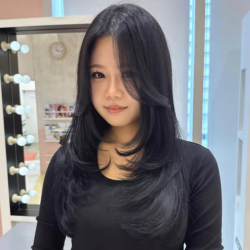 冬こそ映える「ブルーブラック」