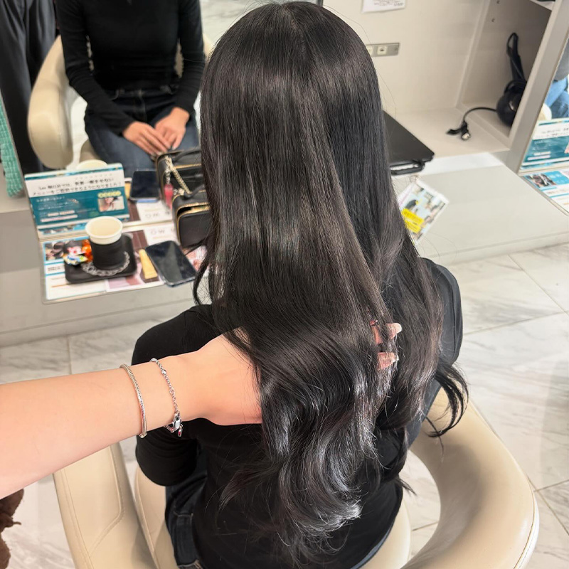 重く見えない『透明感カラー』