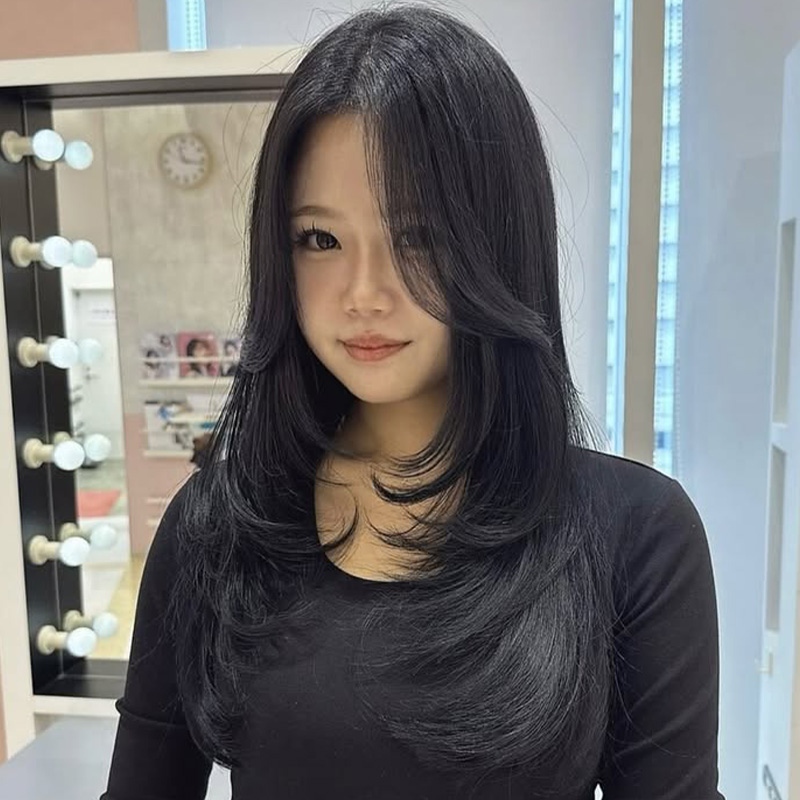 透明感暗髪カラー(ブルーブラック・ネイビーブラウン)