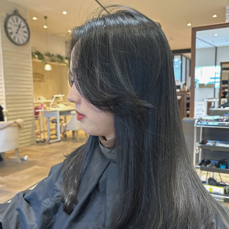 重く見えない『透明感カラー』