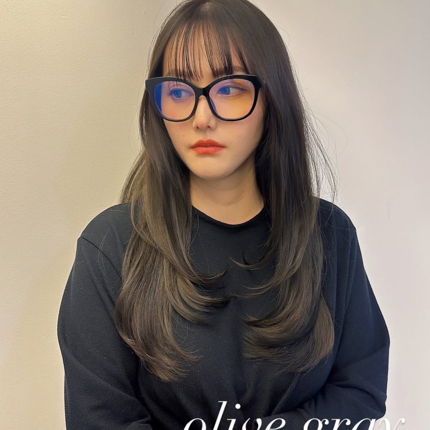 ダークオリーブ