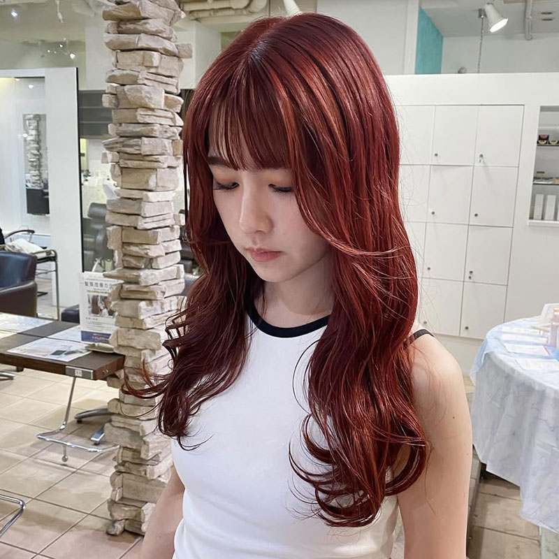 チェリーレッド