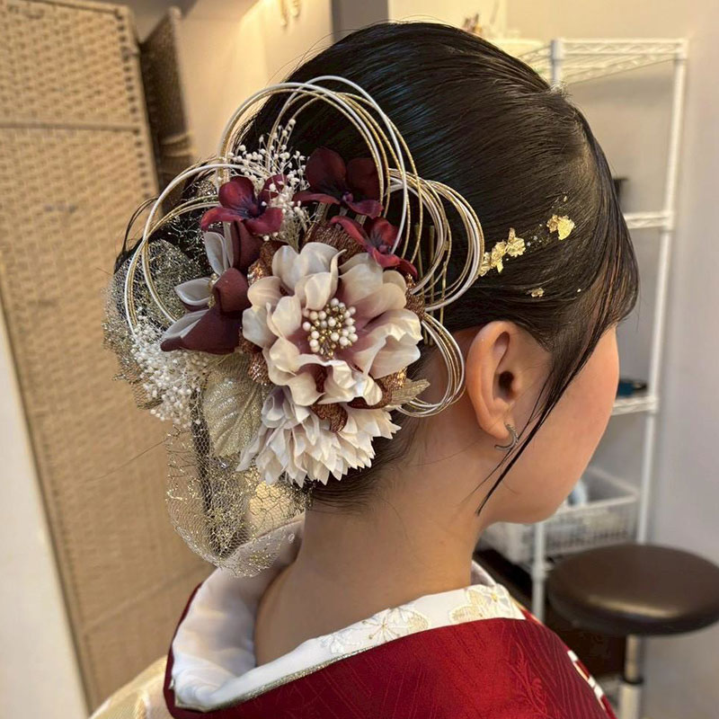 水引をつけたアップスタイル