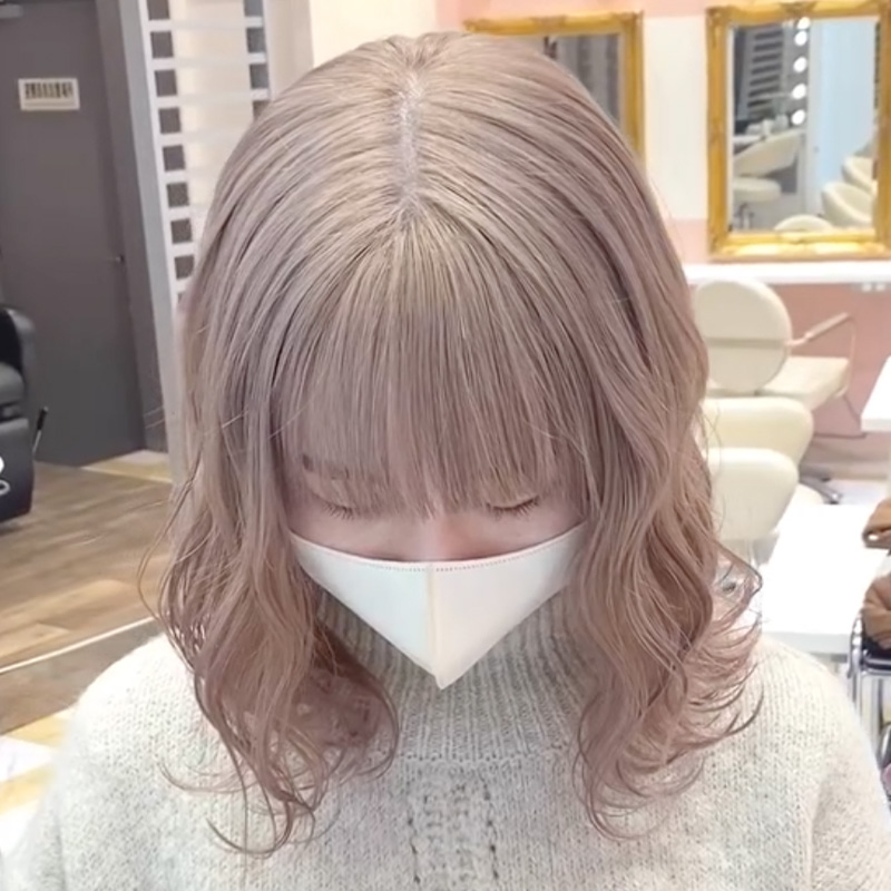 ホワイトベージュ