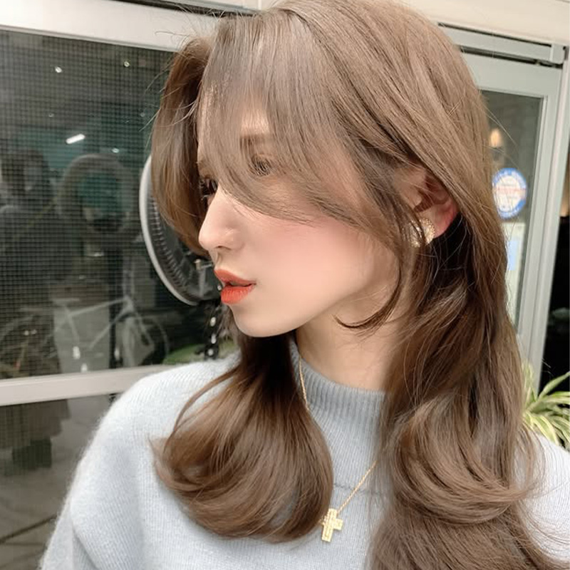 ミルクティーベージュ