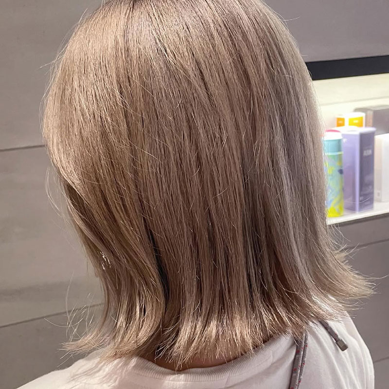 ペールブラウン