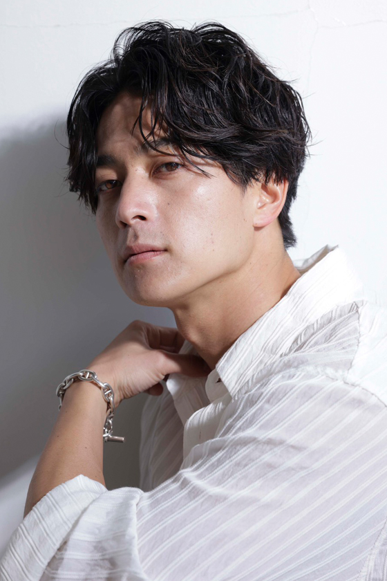 作り込みすぎない大人の清潔感