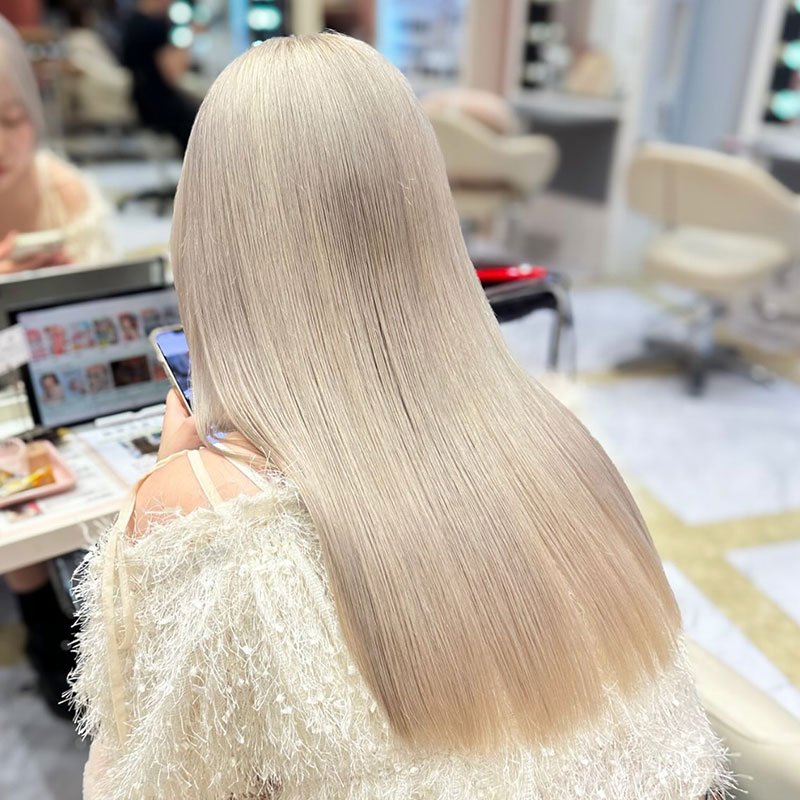 ミルクティホワイト