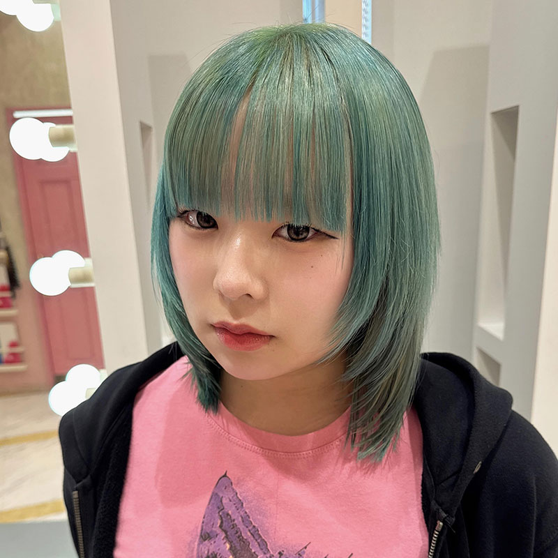 ミントグリーン